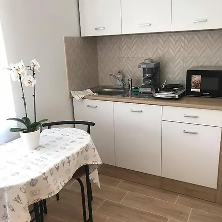 Apartman Royal De Lux *